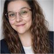 Profesional Contable, apta para todas las edades y niveles básico e intermedio y pasionada por la enseñanza.