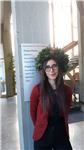 Docente impartisce lezione studenti delle medie e liceo