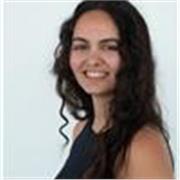 Profesora de inglés con formación en traducción e interpretación y años de experiencia enseñando. Clases online y presenciales.