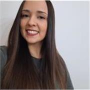 Hola, soy Nerea y puedo impartir clases prácticas de español para vivir y trabajar en España. 