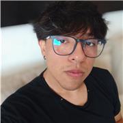 Profesor de programación imparte clases particulares para principiantes