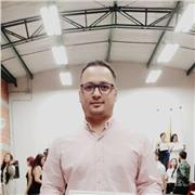 Si necesitas ayuda en tus primeros pasos en el idioma inglés me puedes escribir, te asesoro desde inglés A1 hasta B1, para niños, jóvenes y adultos