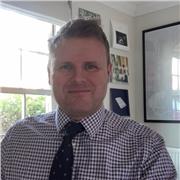 Very experienced Economics teacher and examiner