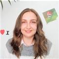 İlham Veren Bir Kadın: Eğlenceli İngilizce Dersleri ve Sanat Tutkunu!