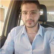 Sono disponibile, sono un docente e sono a tua disposizione!