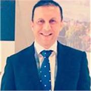 Clear medical tutor teaching concepts to motivated healthcare learners