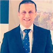 Clear medical tutor teaching concepts to motivated healthcare learners