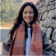 Advanced English Teacher. I am qualified in teaching literature through discussions and critical thinking