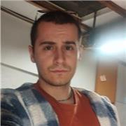 Studente di ingegneria biomedica impartisce ripetizioni di materie scientifiche