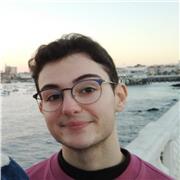 Estudiante de doble grado en farmacia y nutrición humana y dietética. Buena capacidad de comunicación con niñes de cualquier edad