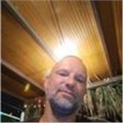 Alemán nativo imparte clases de alemán, todos los niveles. Más de 25 años de experiencia como profesor y traductor.