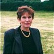 I am a native speaker of American English with years of college classroom and tutoring experience