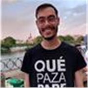 Profesor que da clases particulares a niños /as a nivel de infantil y primaria