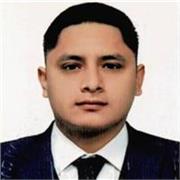 Profesor de matemática imparte clases a niños y jovenes de todas las edades