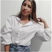 Soy una persona que le gusta ayudar y a organizarse, comunicar sus pensamientos y comprender realmente algún un tema especifico