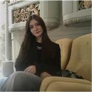 studentessa di economia con buona conoscenza anche delle lingue inglese e spagnolo, offro lezioni private online a studenti e bamb