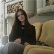 Laureanda in Economia , ho una buona conoscenza delle lingue nonchè una certificazione C1 di inglese