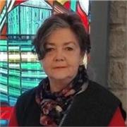 I am an academic tutor with 30 years experience of lecturing in the social sciences and medicine.