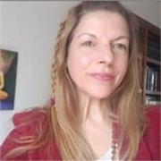 Profesora de yoga, y budsmo zen, y ofrezco clases a hombres y mujeres que deseen cambiar su filosofía de vida a una más liviana