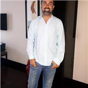 Dottore di ricerca in Matematica, professore al liceo scientifico, offro lezioni per università