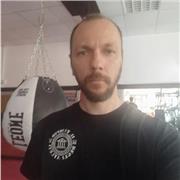 Istruttore di Fitness e Allenamento Funzionale per lezioni private a domicilio