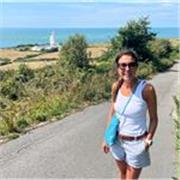 I am an illustrator and artist that thinks outside the box offering new, interesting ideas and technical skill to all students. 