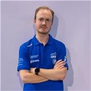 Laureando in Ingegneria Meccanica e diplomato a ragioneria dà lezioni di fisica, matematica e economia aziendale/politica