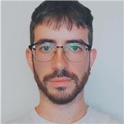 Clases para desarrollar videojuegos. Modelado 3D, montaje de niveles en Unity, párticulas/shader, animación y game design