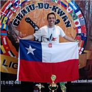 Profesor de Educación Física y Maestro de Artes marciales