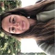 Profesora de español, imparte clases a todas edades y niveles