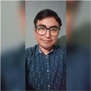 Maestro de matemáticas, ciencias y programación con experiencia en adolescentes y niños
