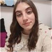 Soy una persona responsable a la que le gusta enseñar lengua y fomentar la lectura.