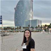 Doy clases particulares para cualquier asignatura de Educación Primaria y/o ESO. Soy graduada en Educación Primaria + máster y otros cursos de formación en el campo de la educación. Tengo experiencia como docente en centros públicos y concertados