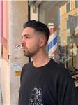 Insegnante di matematica per ragazz* delle medie. è possibile contattarmi per lezioni che partono dalla matematica basilare alle, qualora ci fosse bisogno, equazioni di secondo grado. lezione in sede solo se residenti in zone vicine, sennò si adopererá la