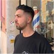 Insegnate di informatica orientato a studenti delle superiori del primo triennio