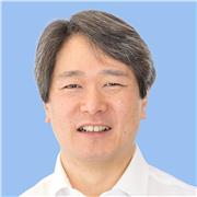 I coach people who want to learn how to establish and grow a business-to-business (B2B) service, product, or solution.