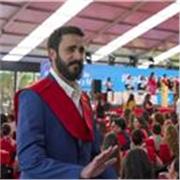 Profesor de español para extranjeros con experiencia docente a nivel universitario y formación en lingüística aplicada.