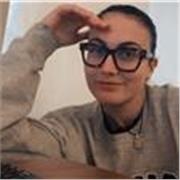 Me defino como una docente graduada en Educación Primaria, responsable, cercana y comprometida con el aprendizaje de cada alumno