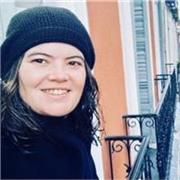 Titulada en medicina y pediatría con más de 10 años de experiencia