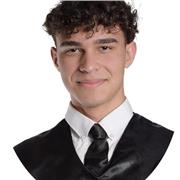 Puedo acostumbrarme a cada tipo de alumno y motivarlo para que entienda la materia que imparto