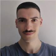 Insegnante per aiuto compiti in materie scientifiche