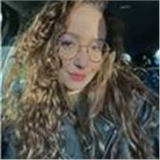 Studentessa universitaria medicina, diplomata liceo classico, impartisce lezioni private di greco, latino, italiano, storia, inglese e pianoforte. Altre info in privato