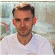 English teacher with five years of experience teaching in all levels. Focused on Business English. 