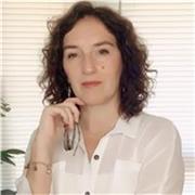 Sono una psicologa e sono qui per offrirti ascolto e colloqui per sostegno psicologico