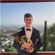 Ofrezco clases de trompa, armonía y lenguaje musical desde Enseñanzas Básicas hasta final de Enseñanzas Profesionales