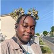 Étudiant bilingue en rayon de soleil dans vos doutes de prononciation.