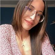 Graduada en Lenguas Modernas con experiencia en dar clases particulares de inglés y español. Dominio de inglés nivel alto y nivel medio de chino