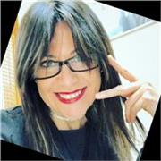 Periodista y directora de comunicación especializada en comunicación, oratoria y speaking. Imparto clases presenciales y online.