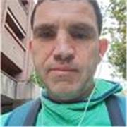 Doy clases particulares. Tengo más de siete años de experiencia. Estoy acostumbrado prepar niños y adultos parar sacar títulos oficiales