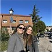 Soy una profe de mates hasta primaria y que puede dar apoyo al estudio en casi todas las asignaturas en todos los cursos